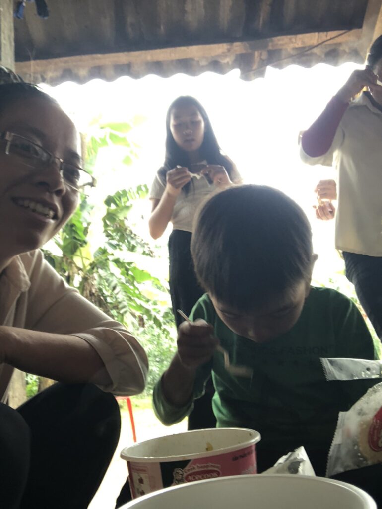 Hội từ thiện Hồng Ân