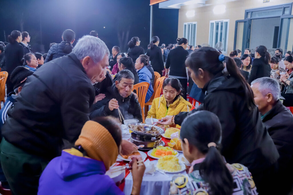 Hội từ thiện Hồng Ân