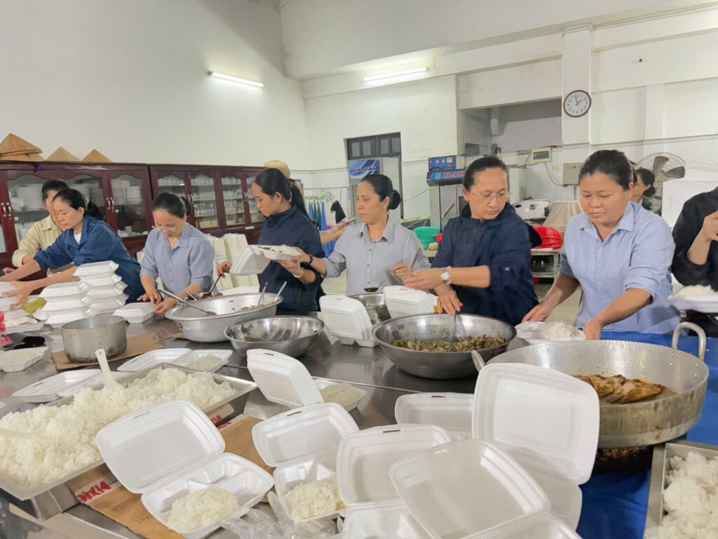 Hội từ thiện Hồng Ân