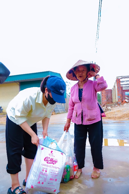 Hội từ thiện Hồng Ân